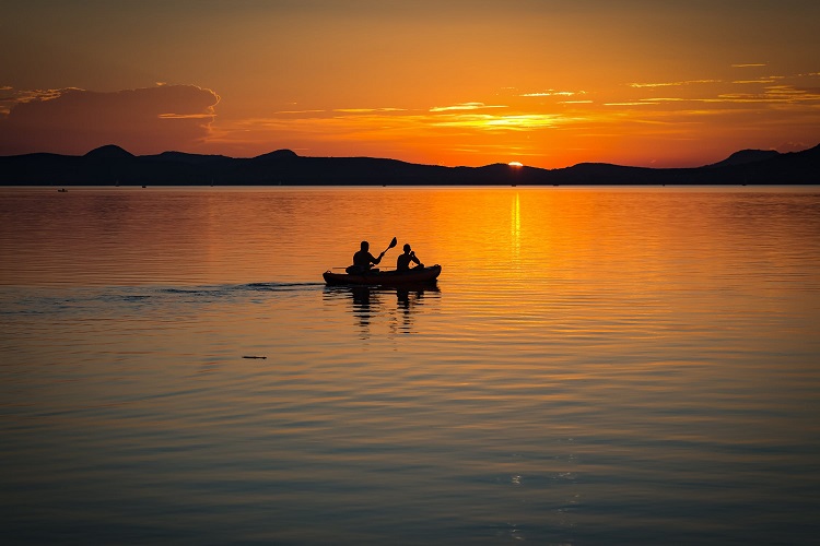 Canoeists’ predicament prompts OPP advisory