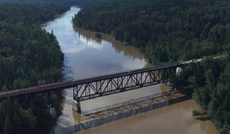 Beating the toll at the Abitibi River trestle bridge