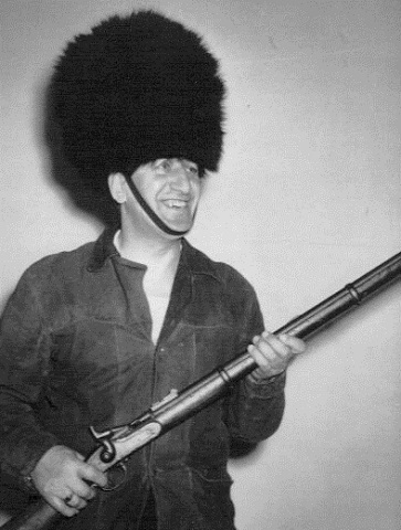 ‘Leo’s big claim to fame’:  Bear fur hats for the Queen’s guards at Buckingham Palace