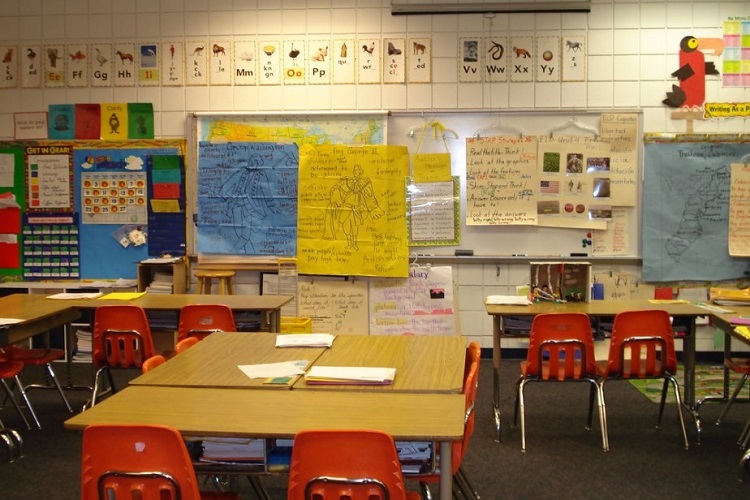 Teachers vote to strike, if no deal negotiated