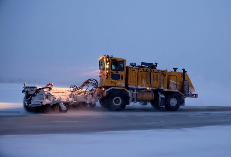 Use Extra Caution when following Snowplows this winter