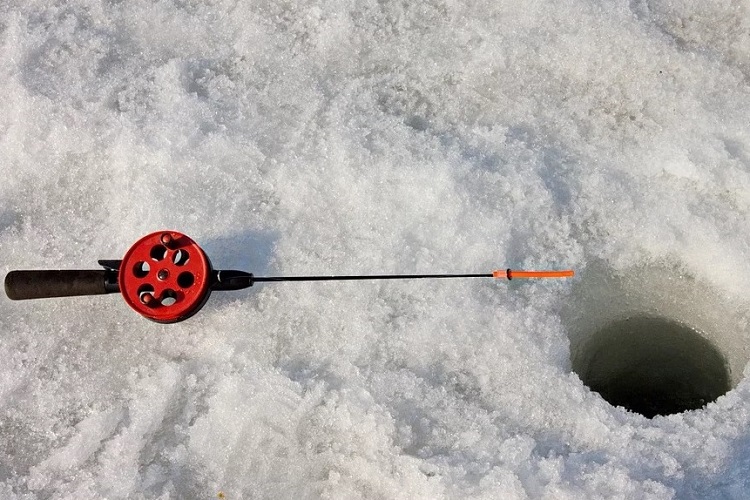 Ice fishing for free on Porcupine Lake on Family Day *UPDATE*: Spaces filled