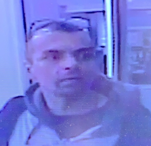 Perfume thief promotes himself to robber