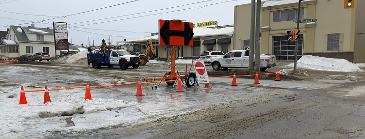 More water woes on Algonquin Blvd. W.