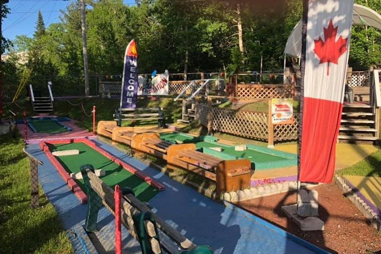 Mini-putt in the COVID-19 world