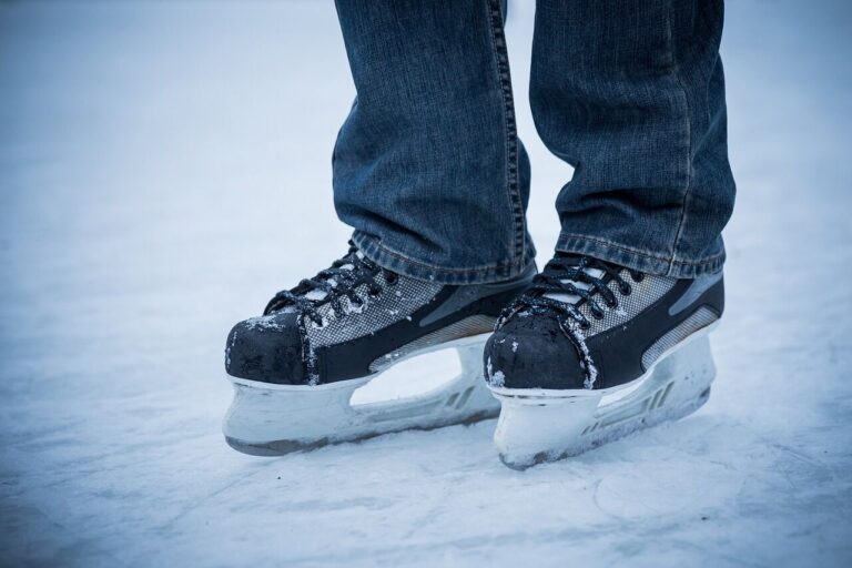 City opens its outdoor rinks